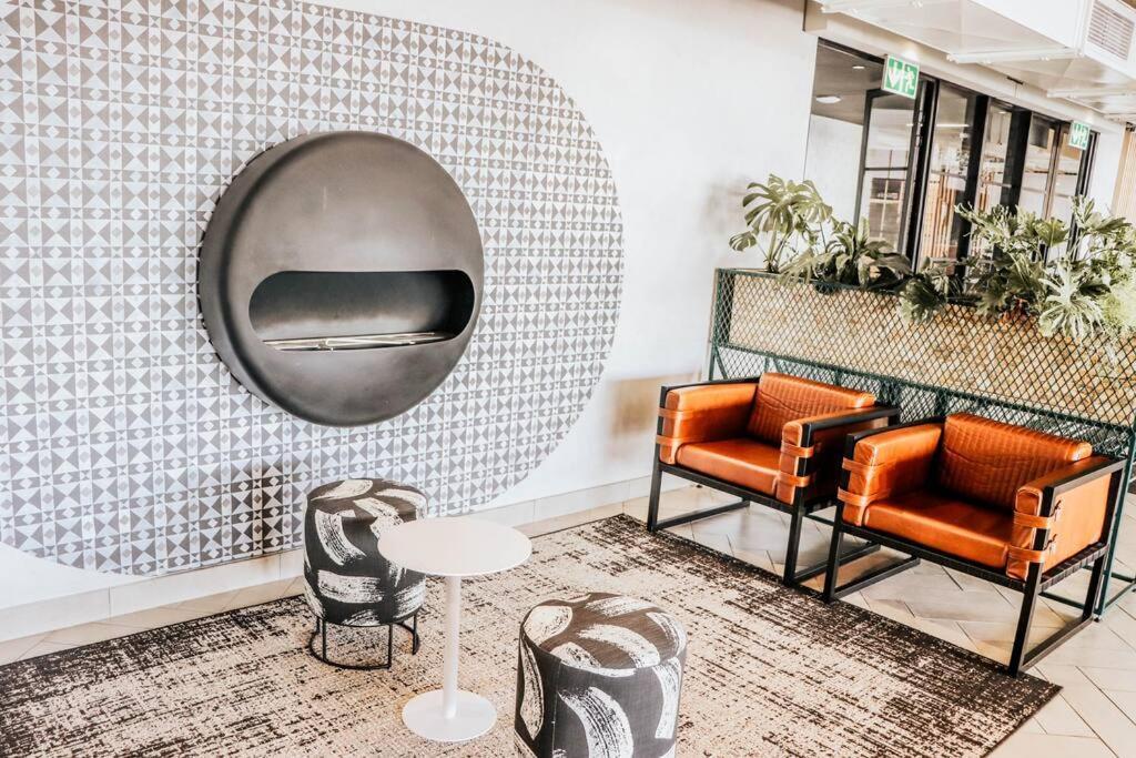 Wex831 - On 8th Floor With Pool, Parking & Gym Apartment